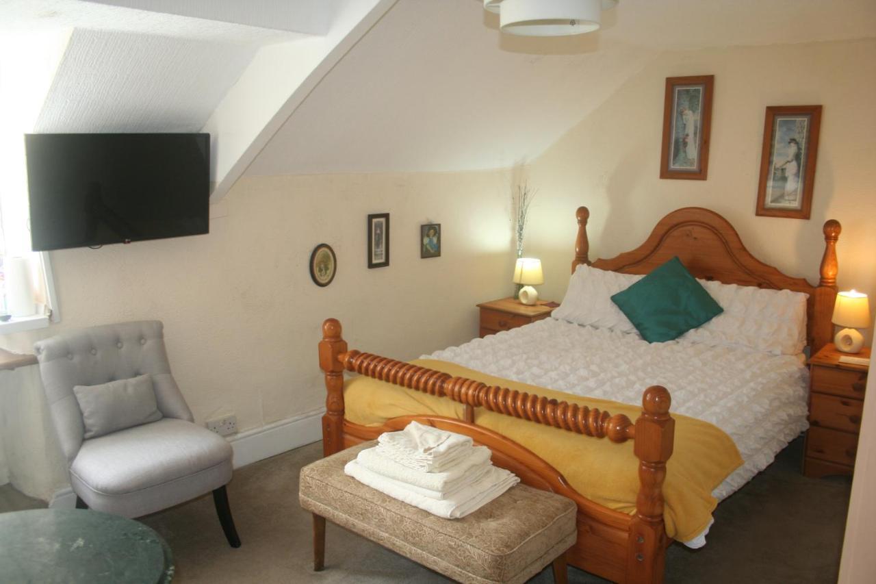 Coynant Farm Guesthouse - Farm Park Stay Swansea Zewnętrze zdjęcie
