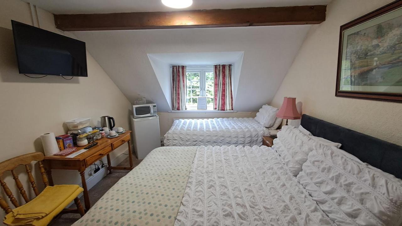 Coynant Farm Guesthouse - Farm Park Stay Swansea Zewnętrze zdjęcie
