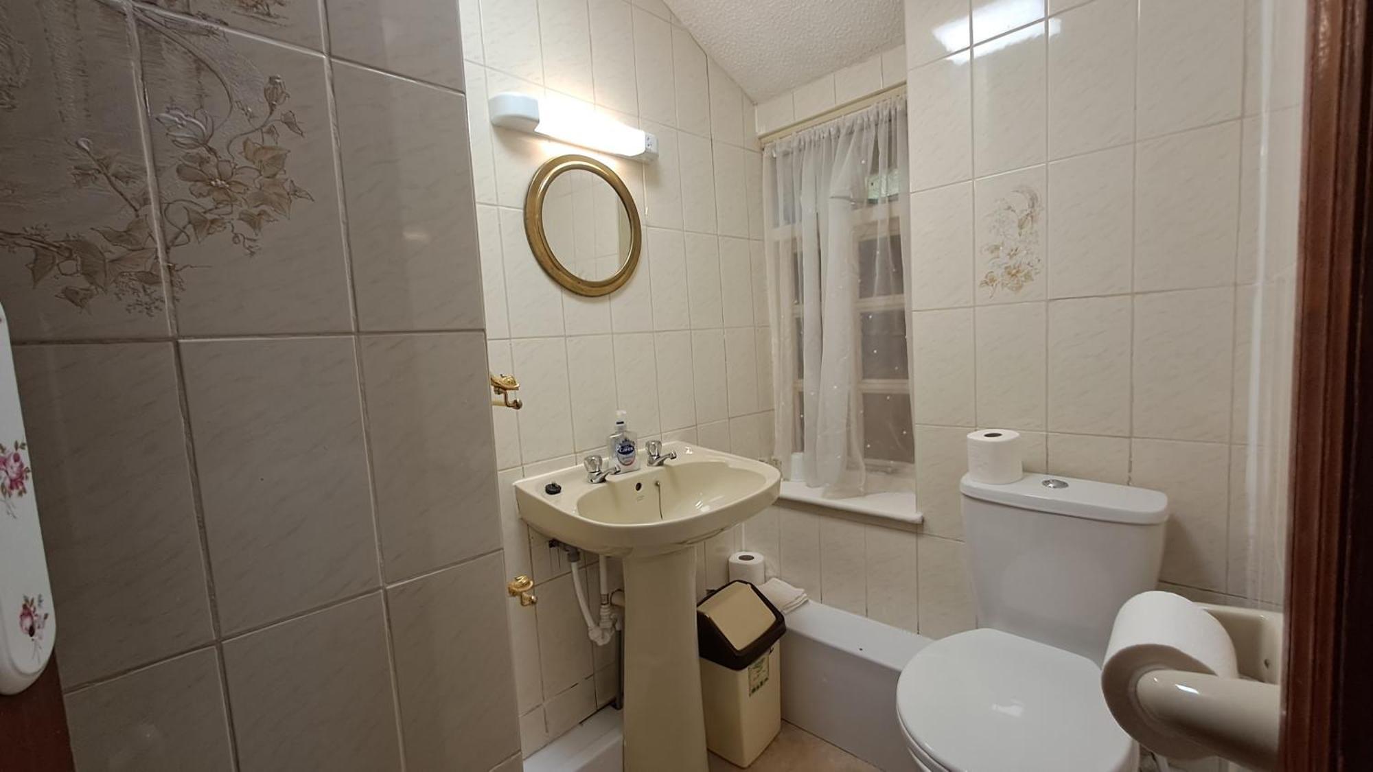 Coynant Farm Guesthouse - Farm Park Stay Swansea Zewnętrze zdjęcie